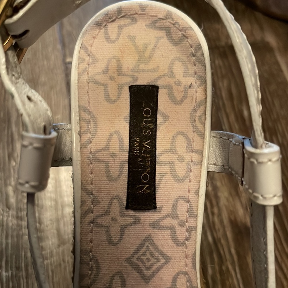 Louis Vuitton Wedges - Picture 3 of 3